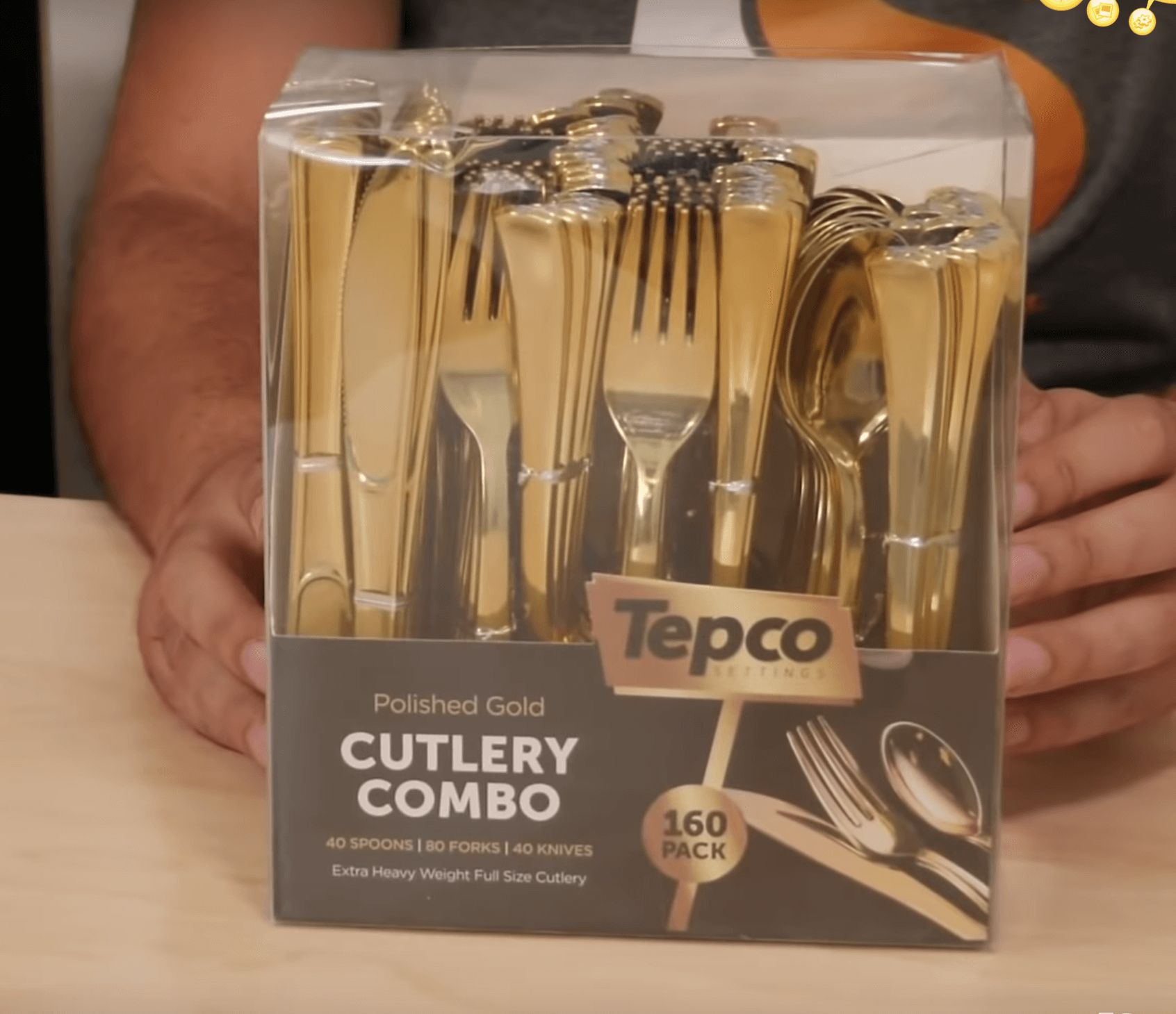 gold plastic cutlery