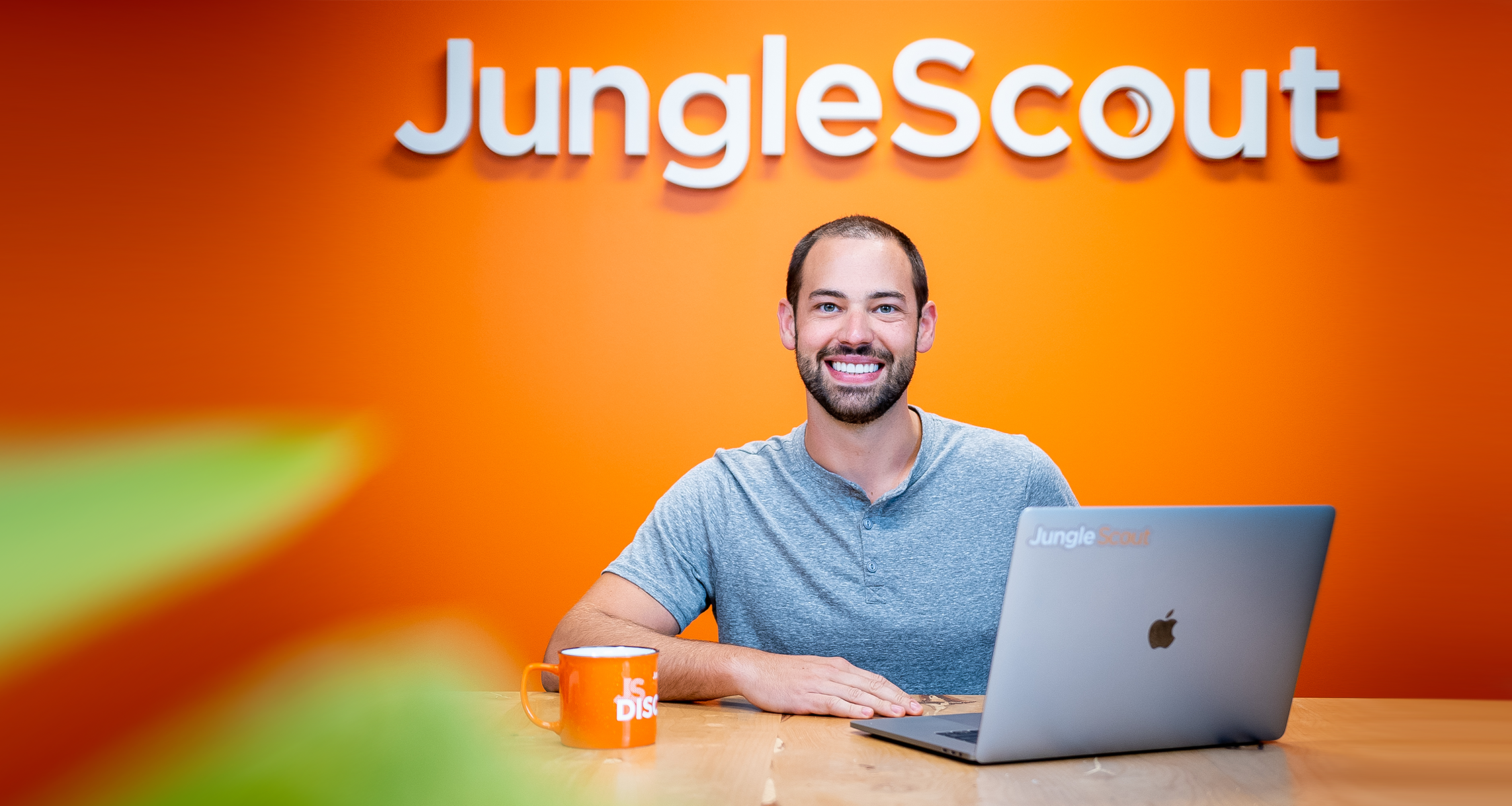Jungle Scout vs. Helium 10 for  Sellers: Who Wins in 2024?